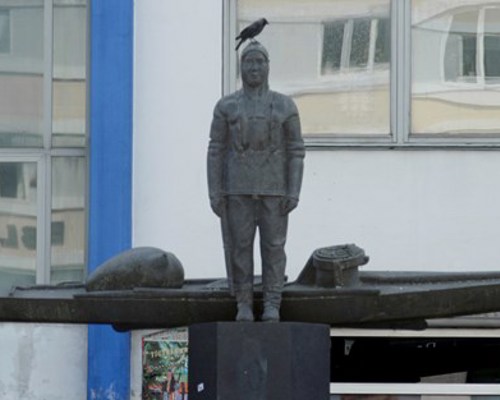 Statue Lykkelaender Levende Groenland Undervisningsmateriale Dokumentarfilm Historie Film